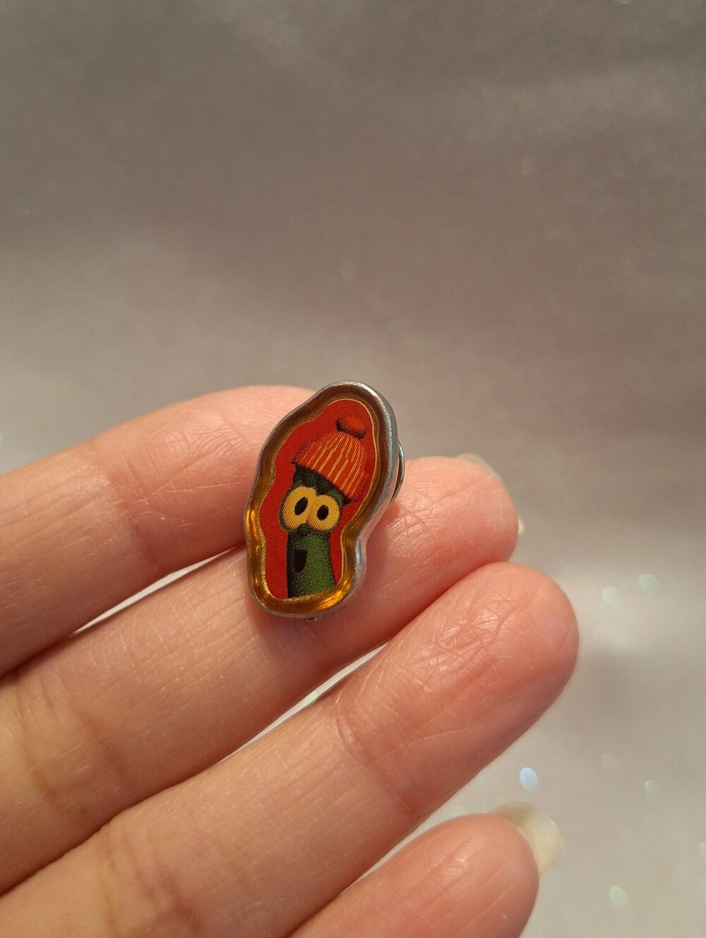 Rare Veggietales Vintage Lapel Pin Junior Asparagus 1999